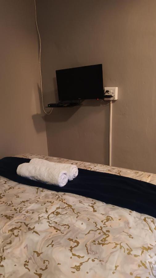 Bertha'S Place Apartment Pretoria Bagian luar foto